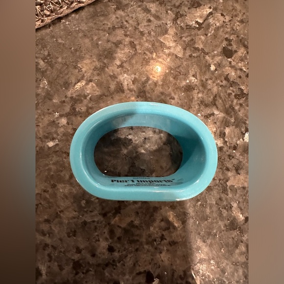 Pier 1 Imports set of 4 napkin holders - Picture 5 of 9